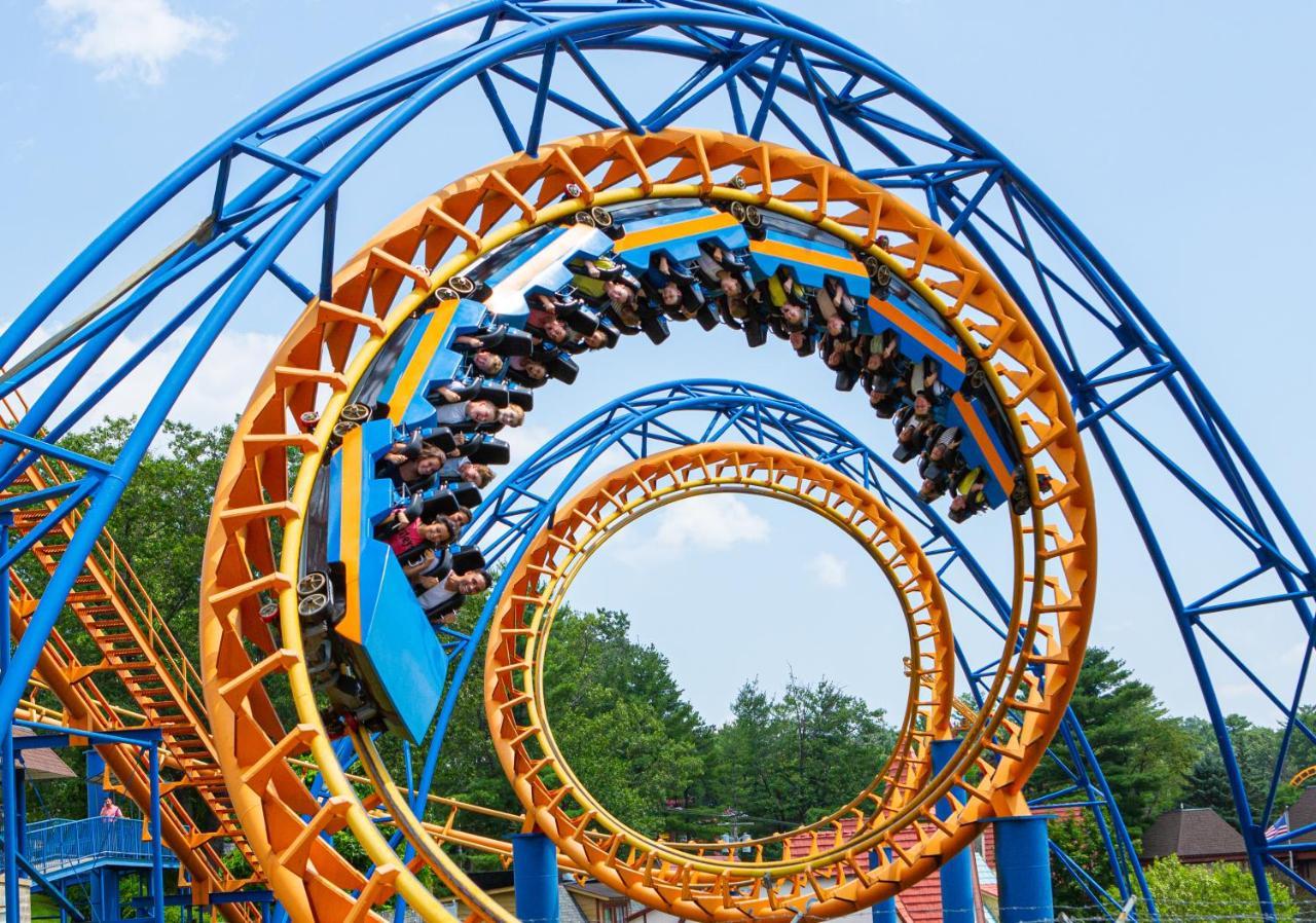 Six Flags Great Escape Lodge & Indoor Waterpark 퀸스베리 외부 사진